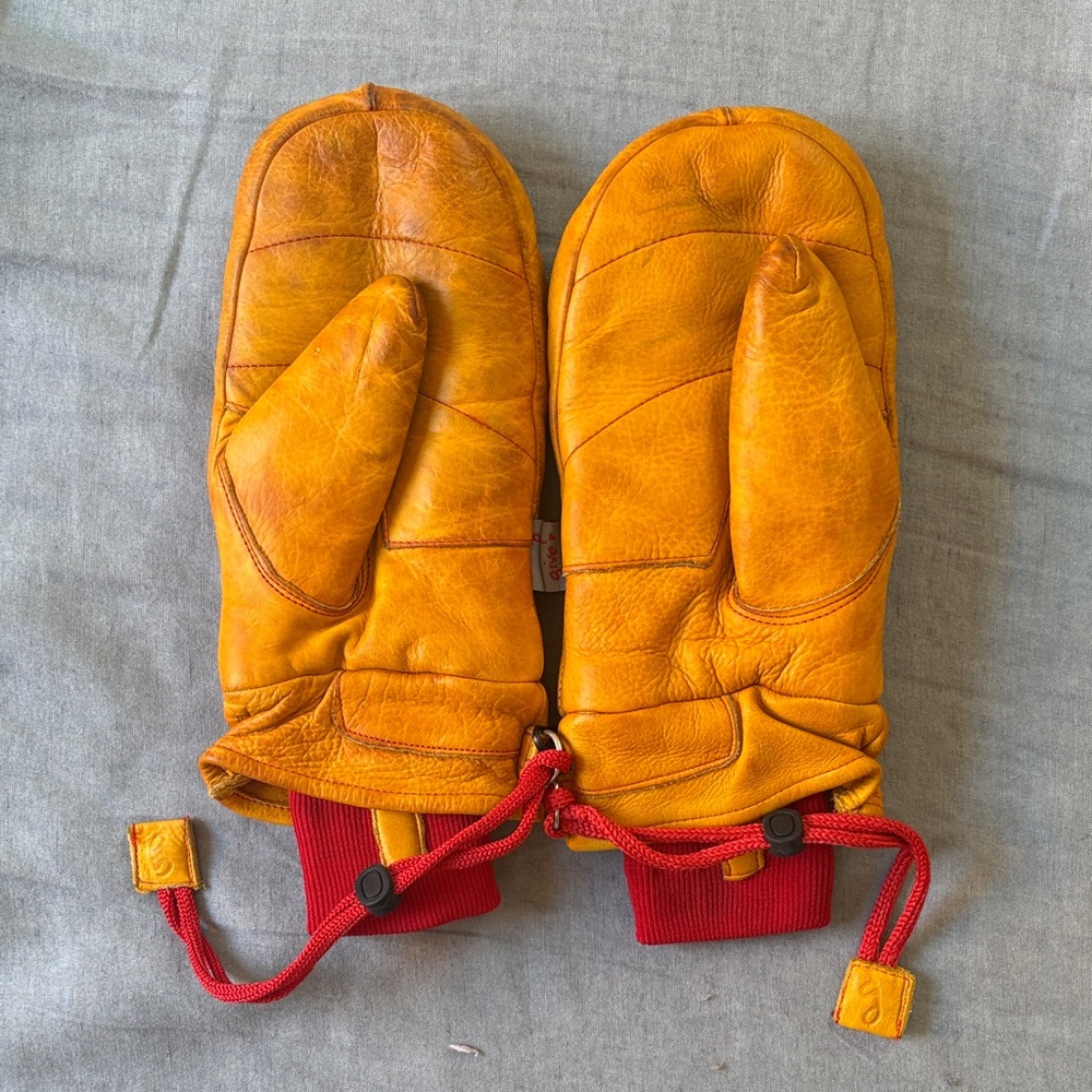 Give’r Frontier Mittens leather and beeswax coated - Picture 2 of 10